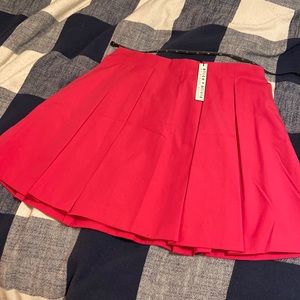 NWT Alice + Olivia Parson Pleated mini skirt size 6